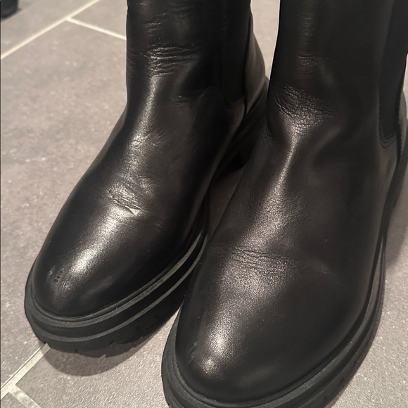 Madewell Chelsea Leather Boots - Picture 8 of 8